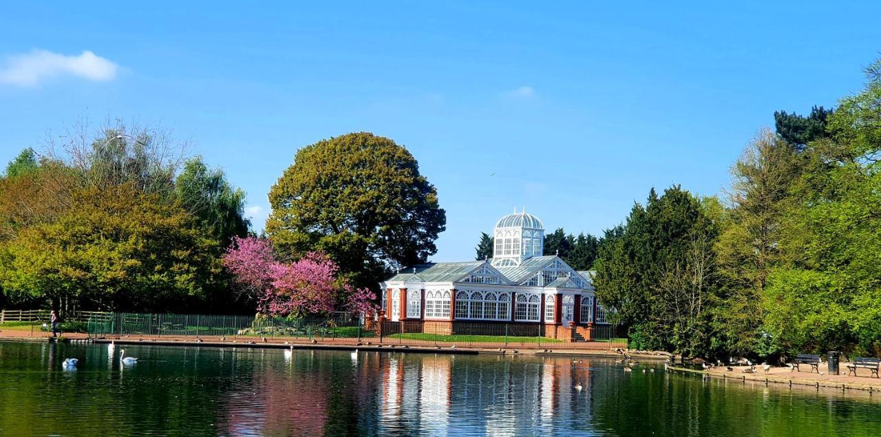 West Park Annex - Central Wolverhampton Bagian luar foto